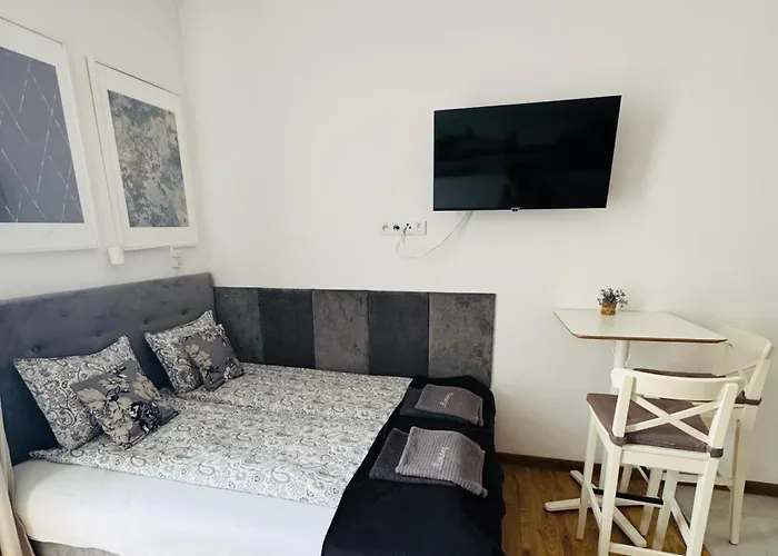 Memory Apartments